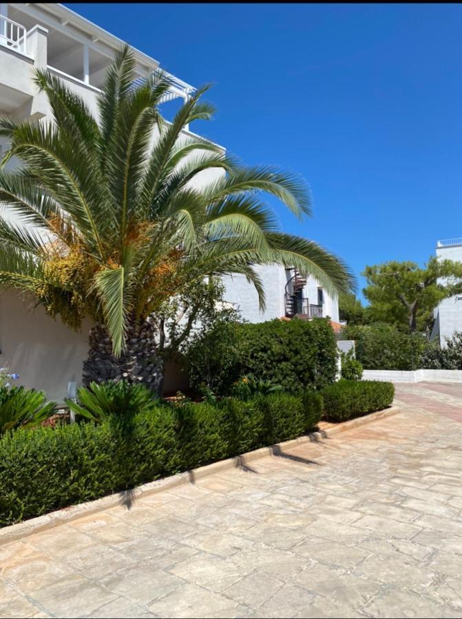 Villa A Un Passo Dal Mare - Costa Ripagnola Spiaggia di Conversano Exterior foto